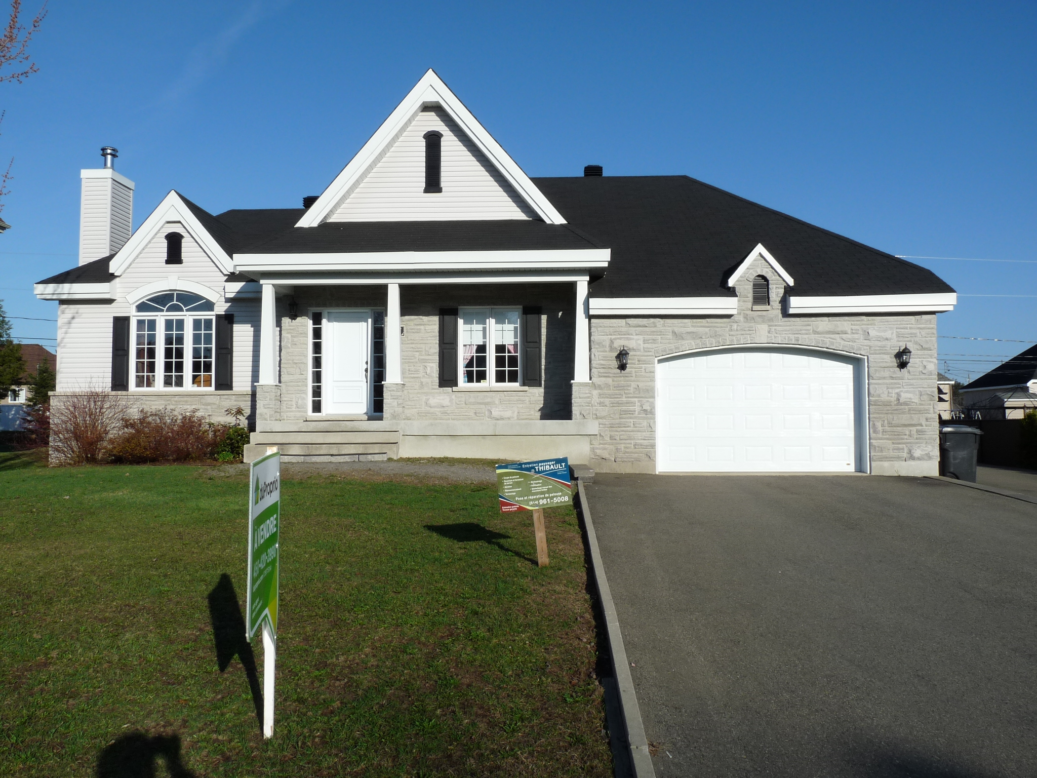 Plein pied à vendre à Blainville à (Laurentides)