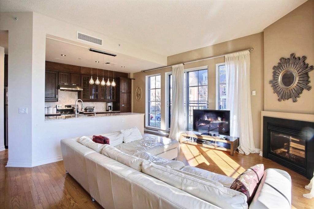 Superbe condo à vendre ou louer IledesSœurs Montreal/CentreVille