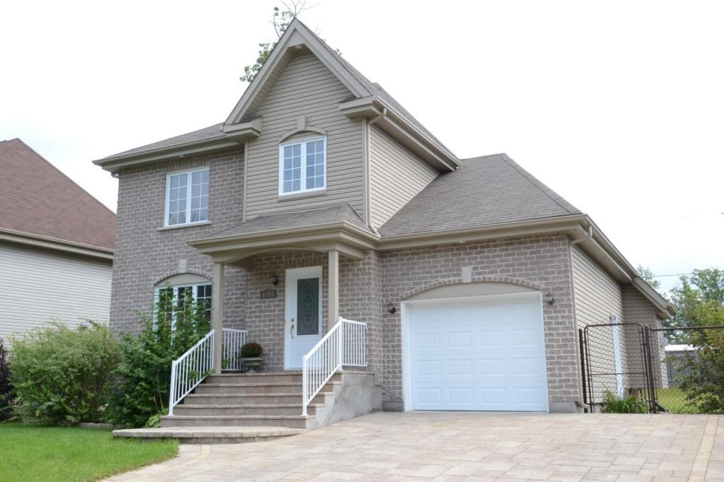 Magnifique maison Pincourt VENTE RAPIDE Montreal/CentreVille (Montréal)