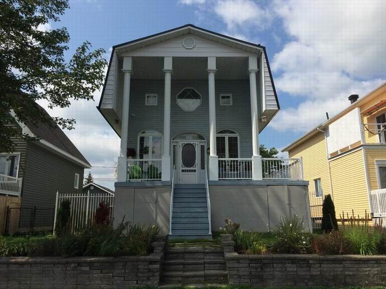 Spectaculaire cottage riverain StBlaisesurRichelieu Montreal/Centre