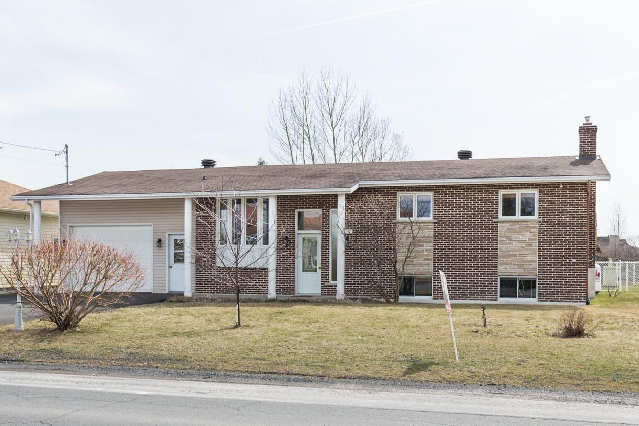 Plainpied 5 chambres StJeansurRichelieu Montreal/CentreVille