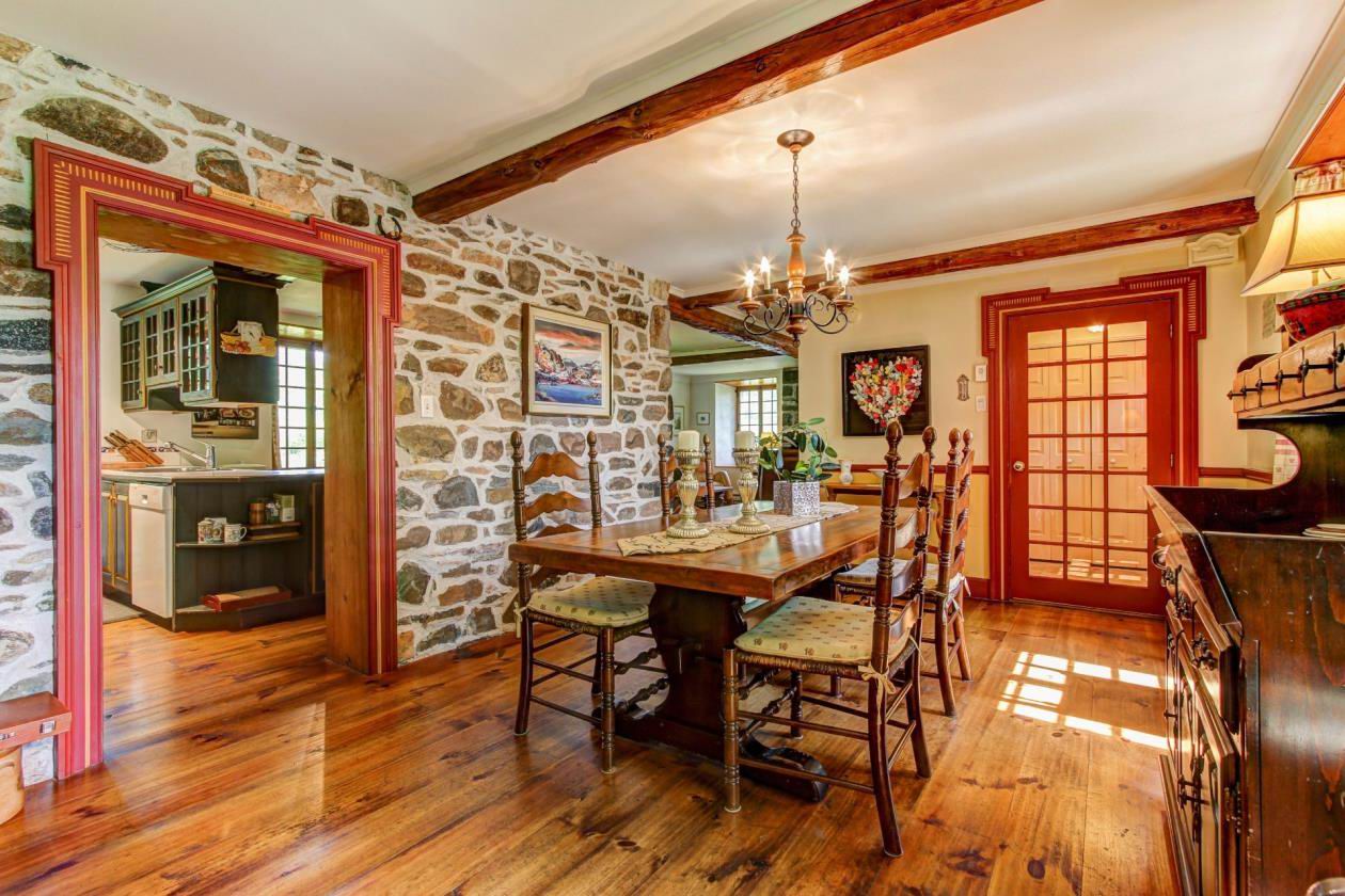 Maison ancestrale 1811 Intime et à 2 min du DIX30 Montreal/CentreVille (Montréal)