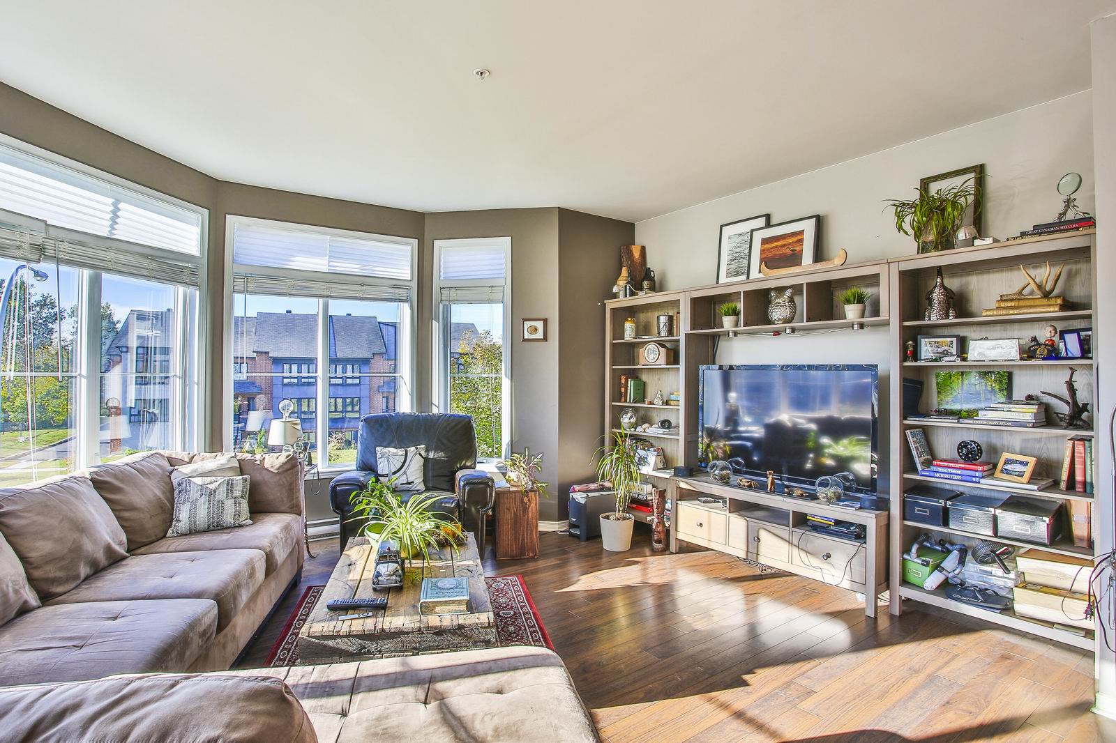 Superbe condo à proximité du DIX30 Brossard Montreal/CentreVille (Montréal)