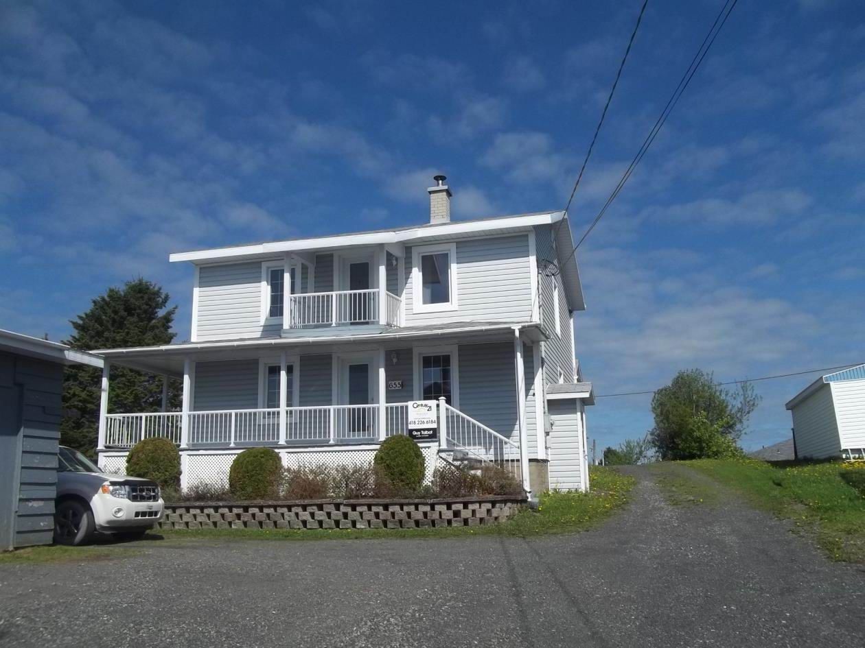 Maison ancestrale au centre du village de SteRosedeWatford Montreal