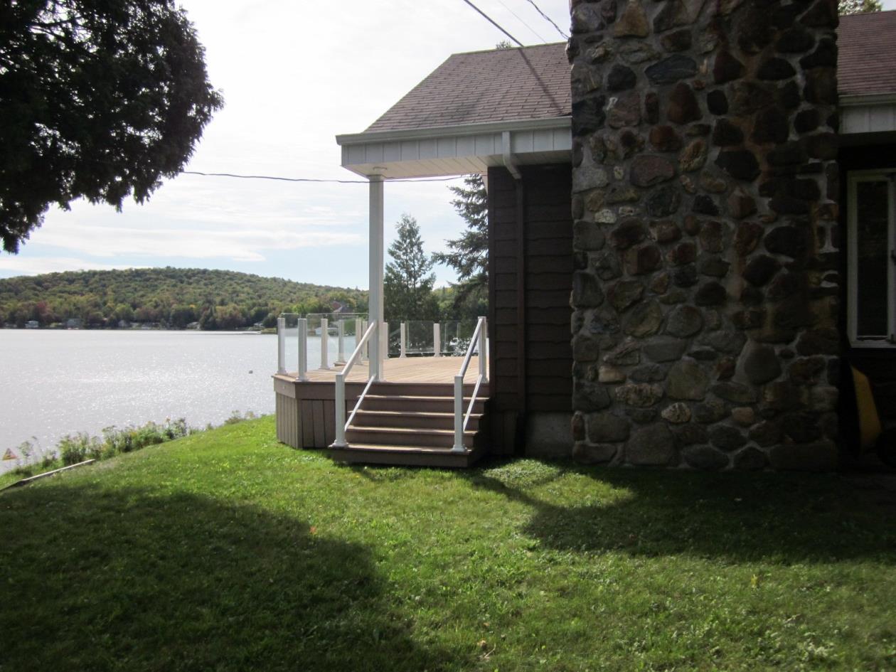 Succession Chalet 4 saisons au bord de l'eau Lac Poulin Beauce