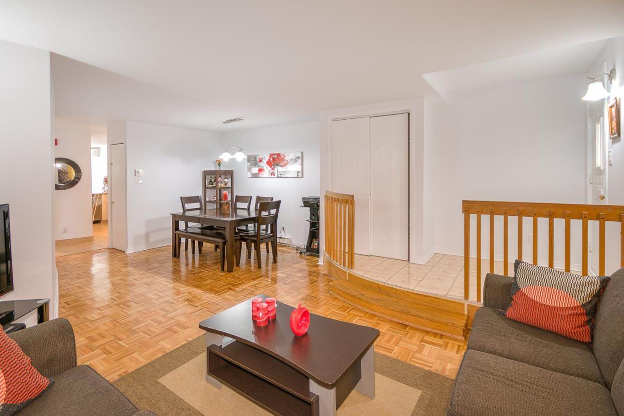 Spacieux condo 2 chambres à 2 pas du métro Pie IX Montreal/CentreVille