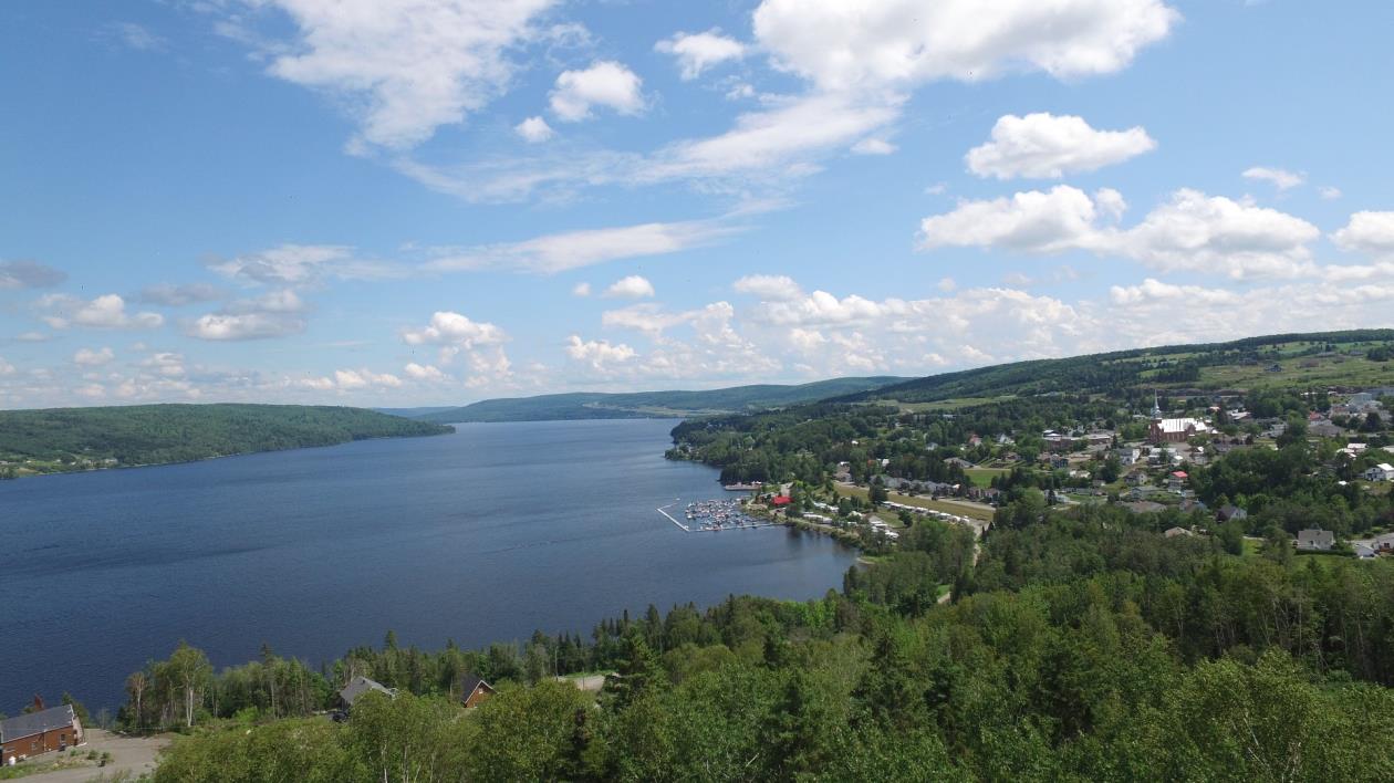 Maison neuve avec vue sur le Lac Témiscouata 179 500 + tx Montreal