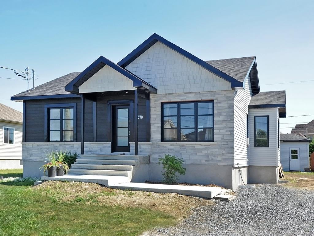 Maison 2017 au Projet Le Faubourg du Golf StZotique 3 chambres Montreal/CentreVille (Montréal) Maison 2017 au Projet Le Faubourg du Golf StZotique 3 chambres Montreal/CentreVille (Montréal)