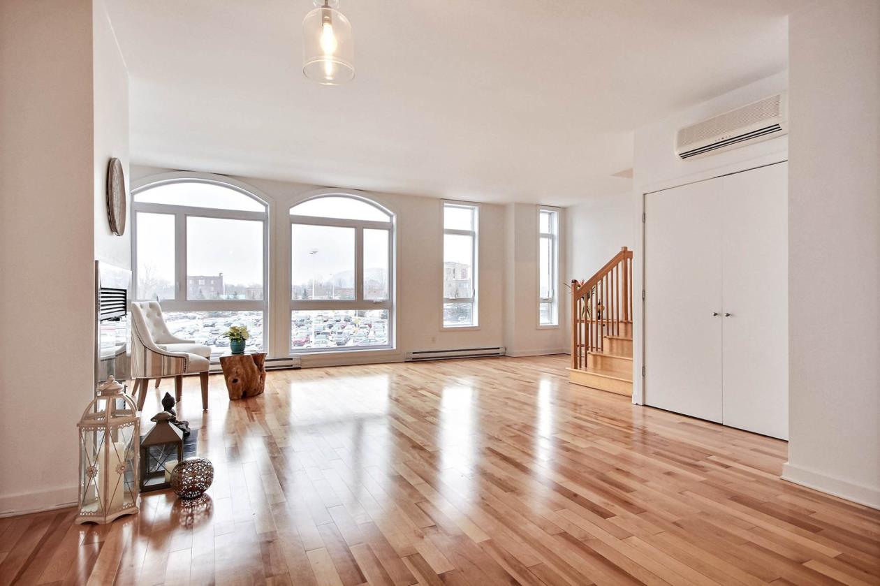 Magnifique condo LIBRE dans le quartier MileEx Montreal/CentreVille (Montréal)