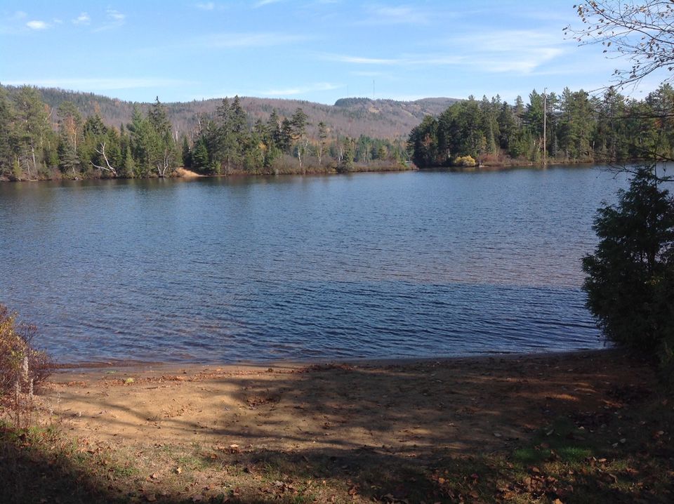 Chalet 3 saisons a vendre Acces Lac SaintDonat (Lanaudière)