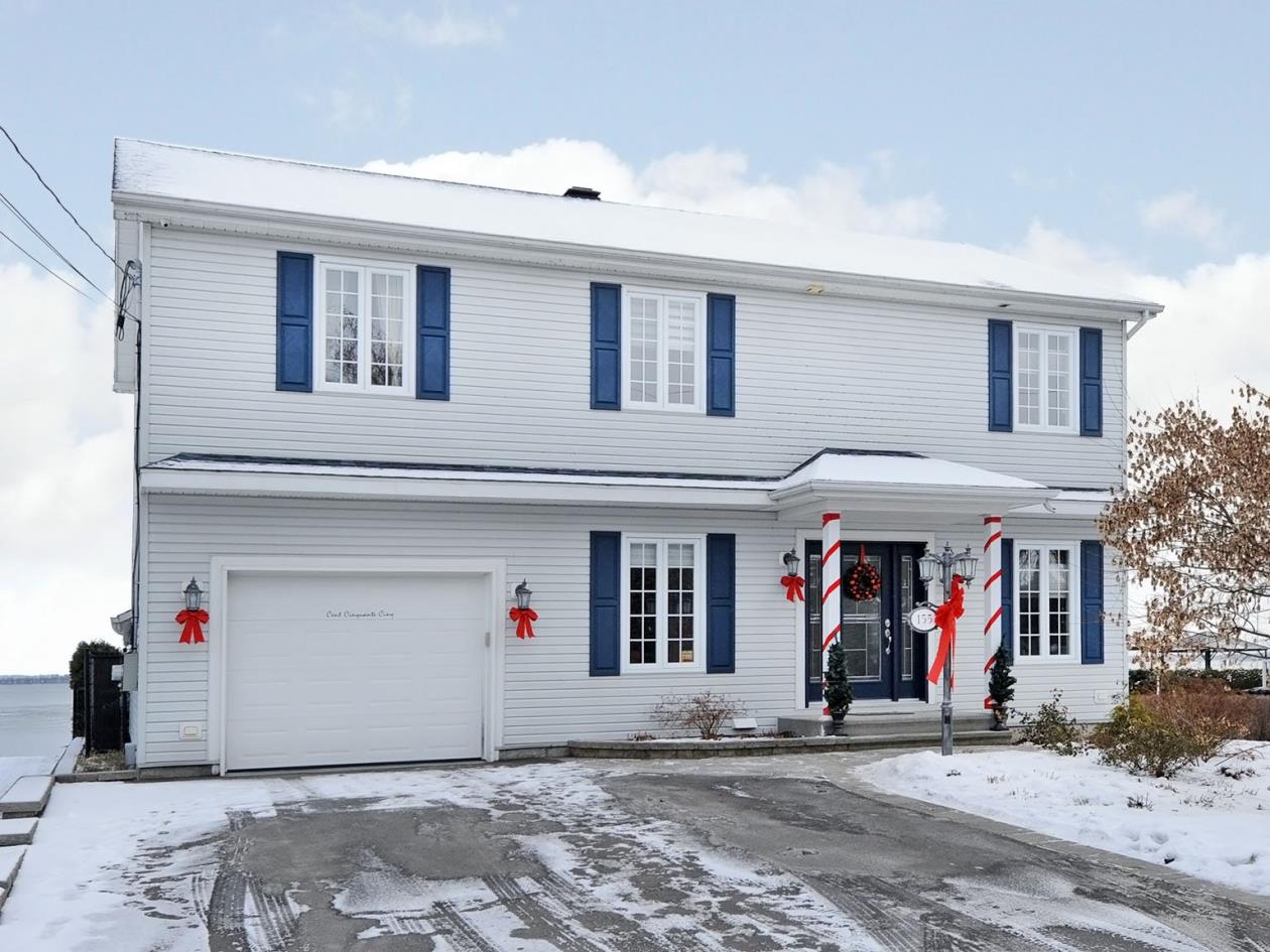 Maison A Vendre St-zotique Bord De L'eau Remax
