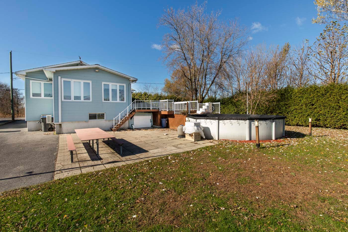 SUCCESSION Maison au bord de la rivière Richelieu à StBlaisesurRichelieu Montreal/Centre