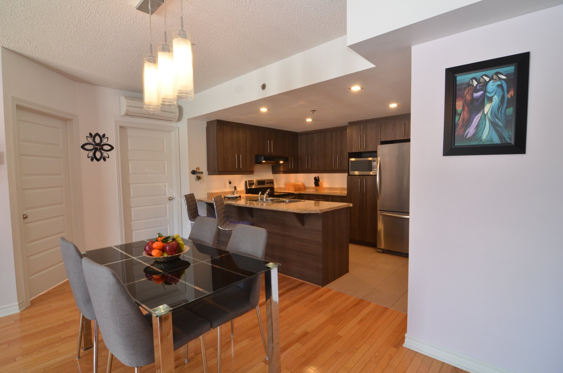 Magnifique condo super bien situé Ville StLaurent Montréal Montreal/CentreVille (Montréal) Magnifique condo super bien situé Ville StLaurent Montréal Montreal/CentreVille (Montréal)