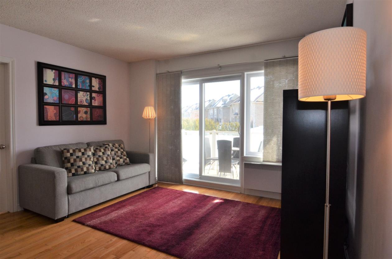 Magnifique condo super bien situé Ville StLaurent Montréal Montreal