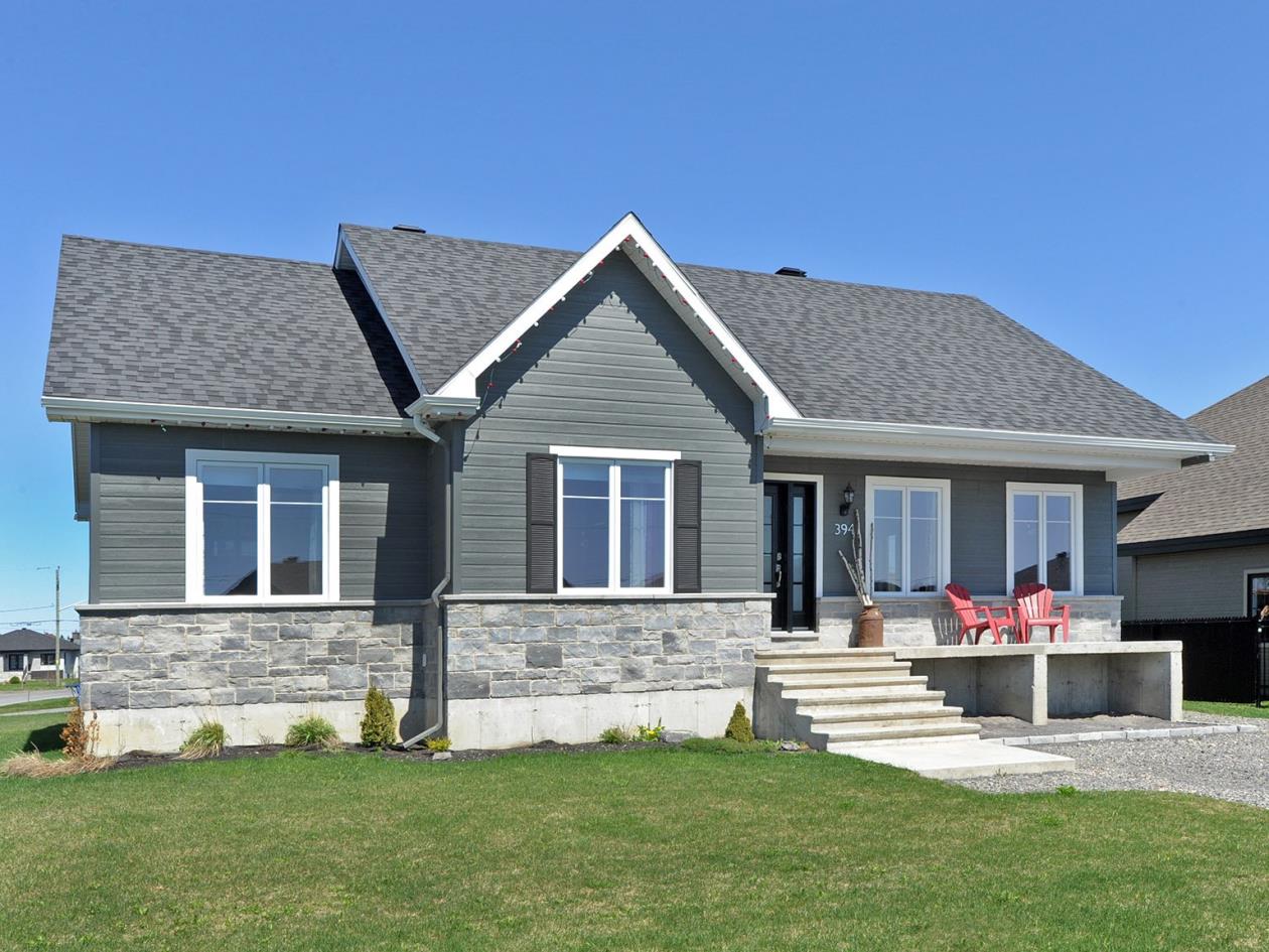 Maison 6 chambres parfaite pour la famille à StZotique Montreal/CentreVille (Montréal)