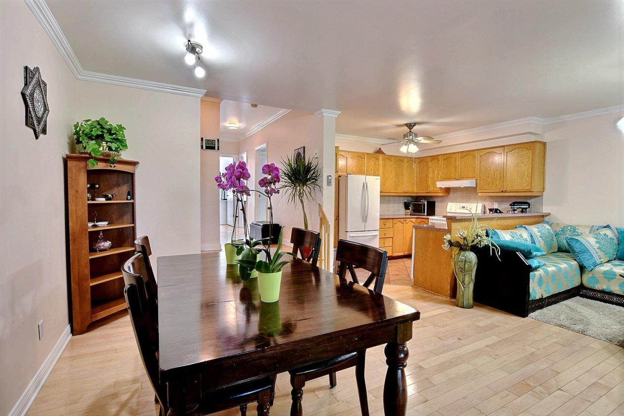 Superbe condo rénové face à un parc à StLéonard Montreal/CentreVille