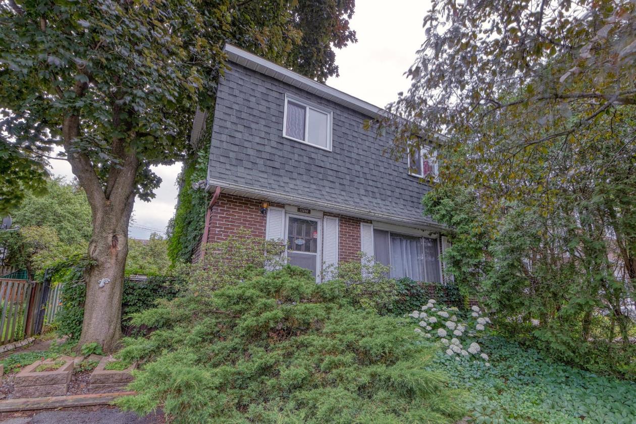 Peaceful haven semidetached on quiet street in Pierrefonds Montreal